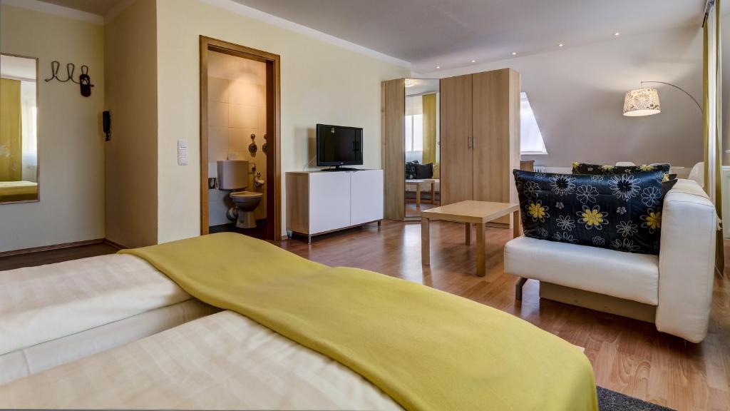 Hotel Restaurant Weihenstephaner Stuben Landshut Ruang foto