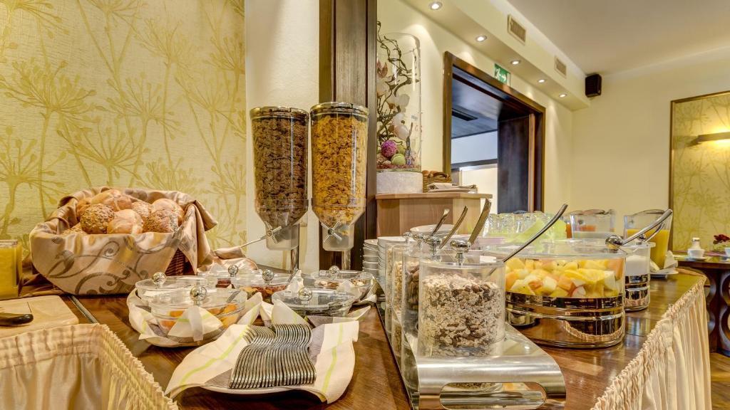 Hotel Restaurant Weihenstephaner Stuben Landshut Bagian luar foto